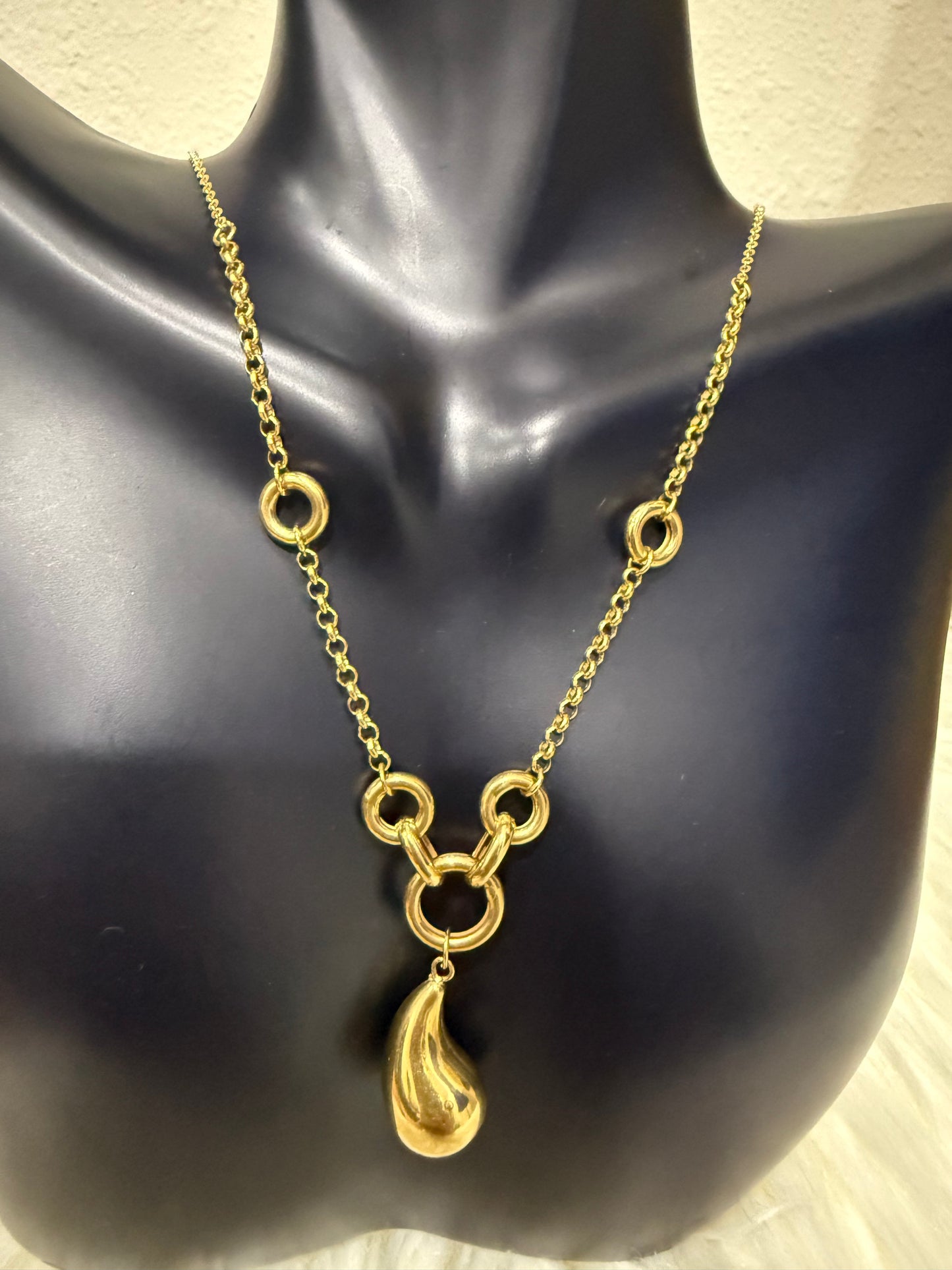 Teardrop 18K Necklace